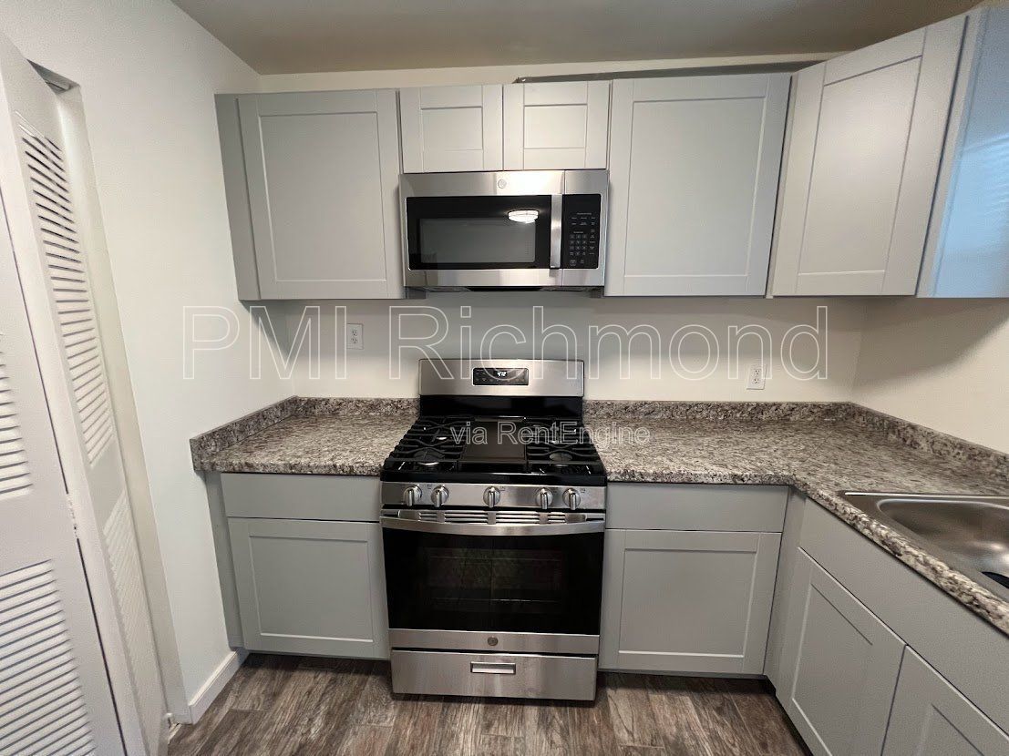 Gorgeous 3-Bedroom Townhouse in Highland Springs - Don't Miss It! property image