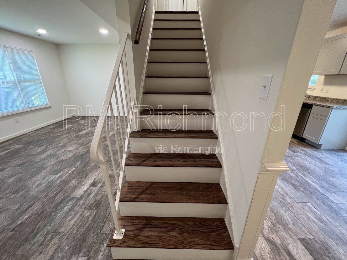 Gorgeous 3-Bedroom Townhouse in Highland Springs - Don't Miss It! property image