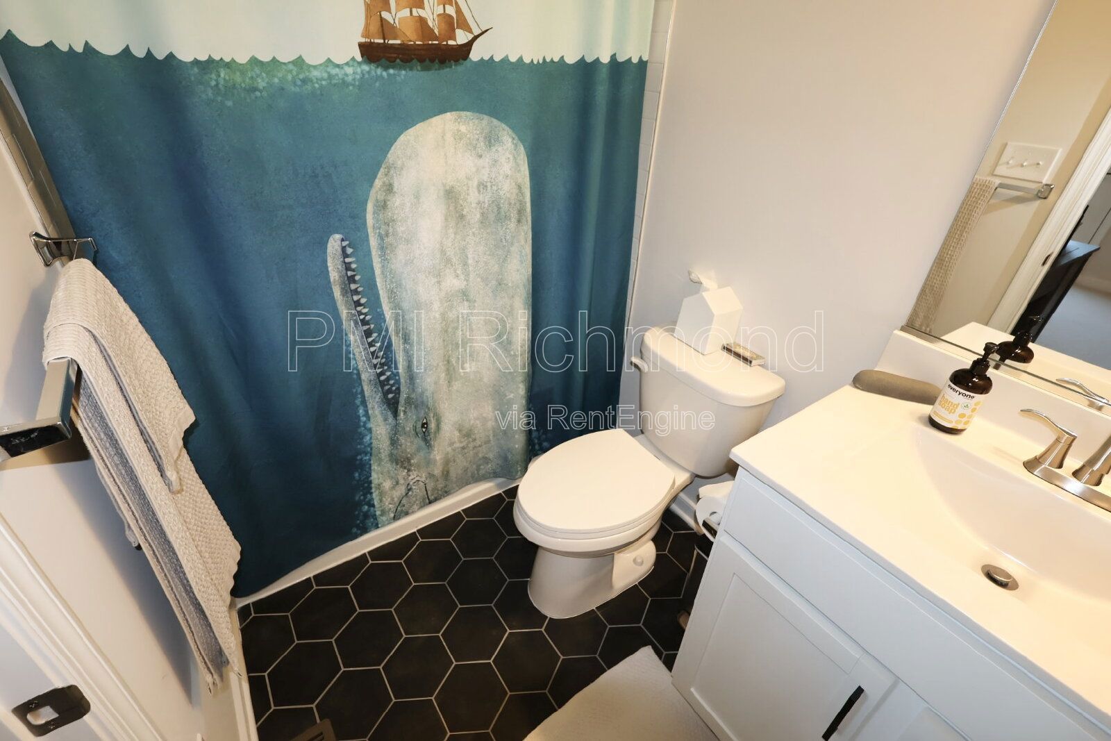 Stunning 2-Bed Condo with 2.5 Baths in the Heart of Richmond! property image