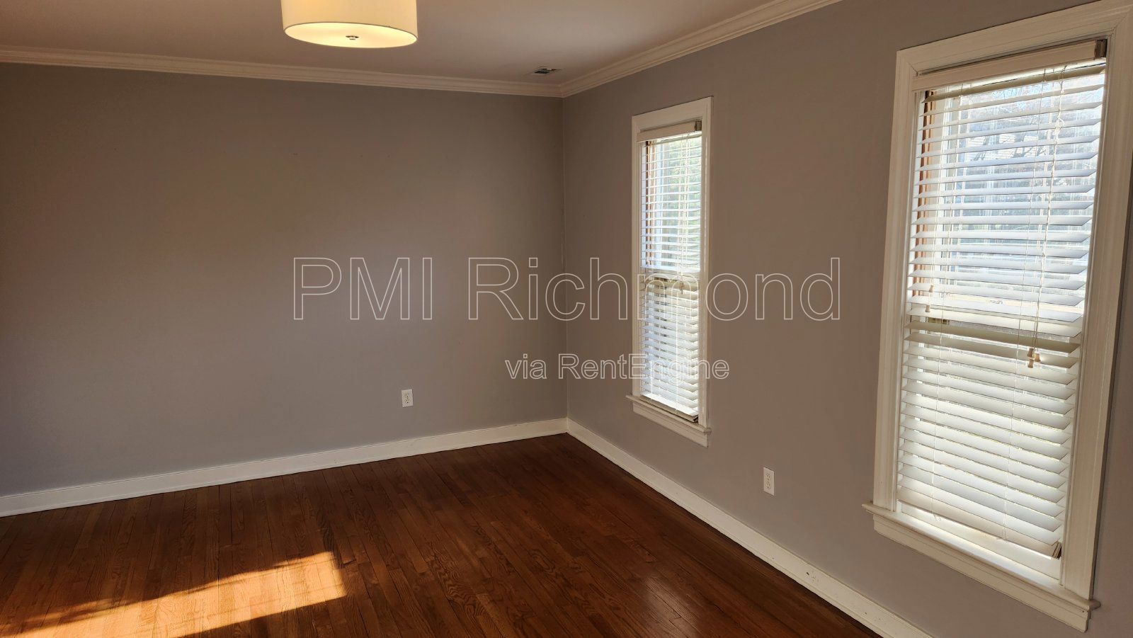 Spacious 4-Bed Colonial Style Home in The Woodlands Subdivision of Henrico! property image