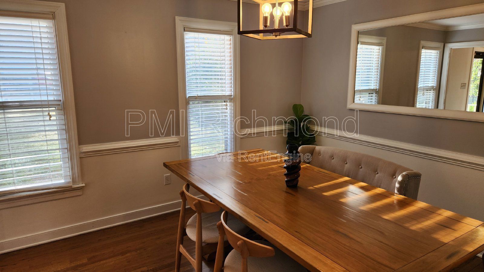 Spacious 4-Bed Colonial Style Home in The Woodlands Subdivision of Henrico! property image