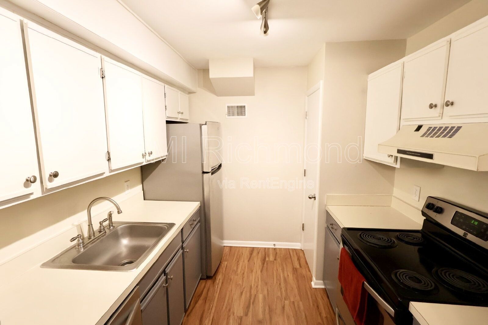 2Bd, 2Br Condo in Short Pump with Great Amenities & Backs up to Deep Run Park! property image