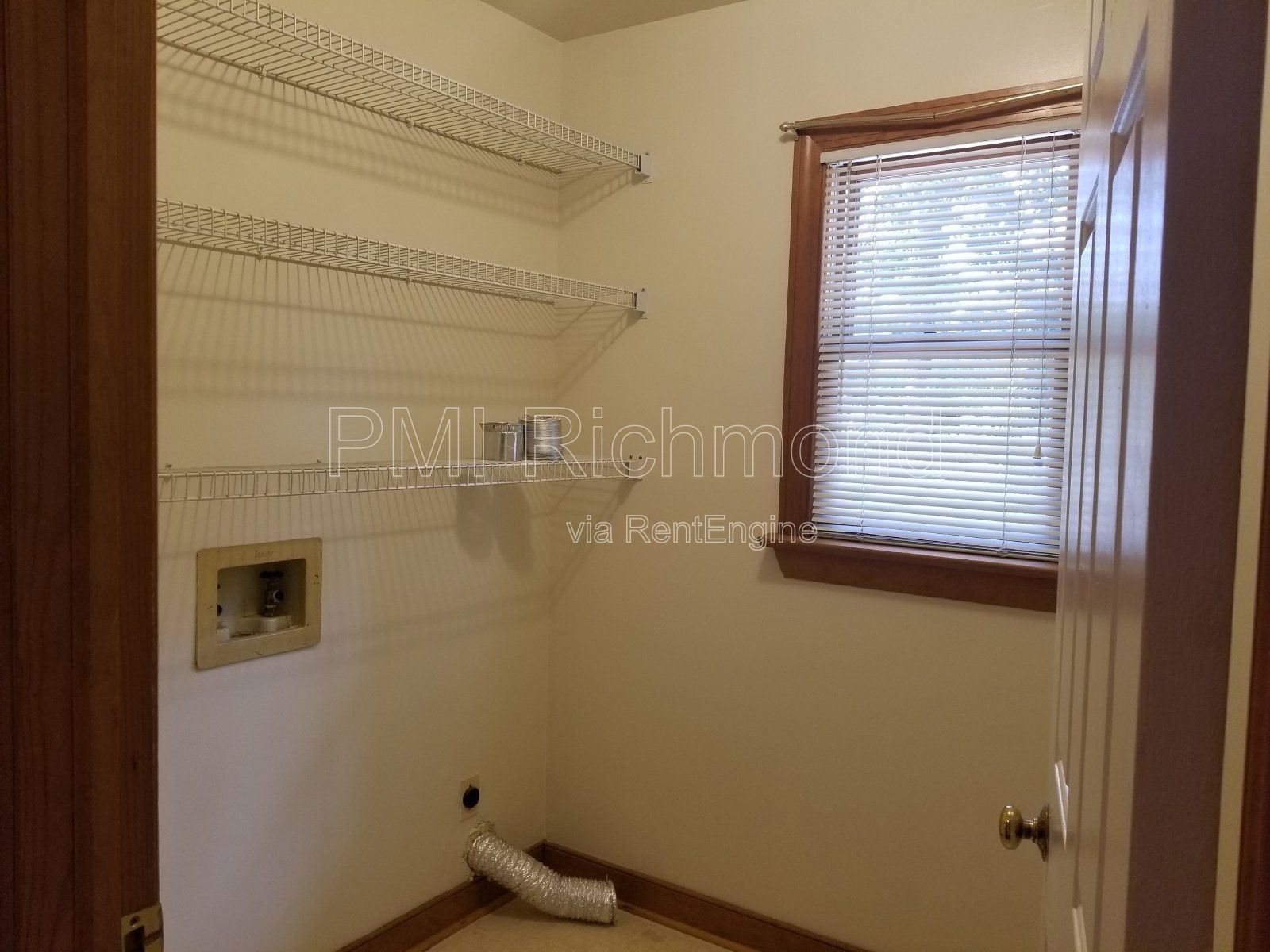 Beautiful Single Family Colonial Home in The Exbury Subdivision! property image