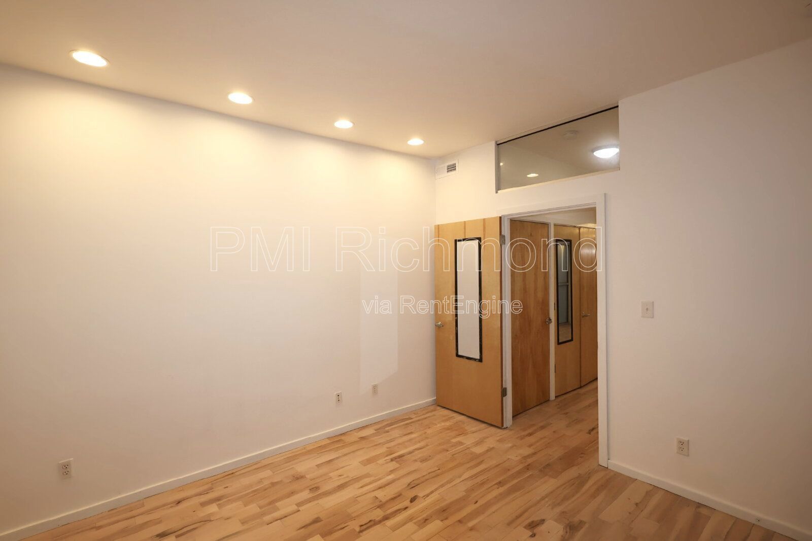 One Bedroom Condo in the Heart of Richmond! property image