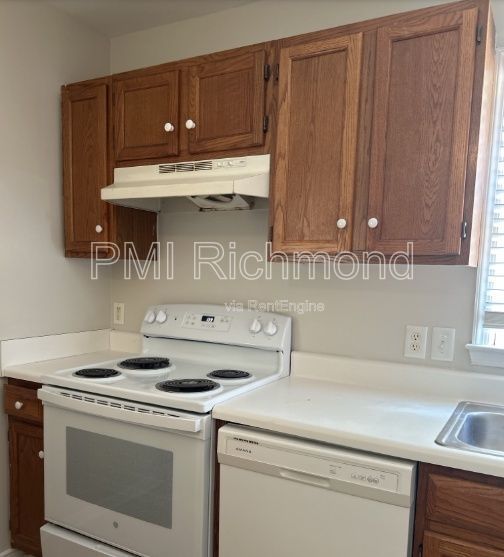 Luxurious 4-Bed Home in Bon Air Hills Subdivision of North Chesterfield! property image