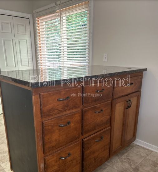 Luxurious 4-Bed Home in Bon Air Hills Subdivision of North Chesterfield! property image