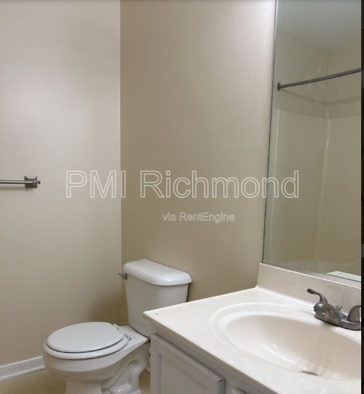 Luxurious 4-Bed Home in Bon Air Hills Subdivision of North Chesterfield! property image