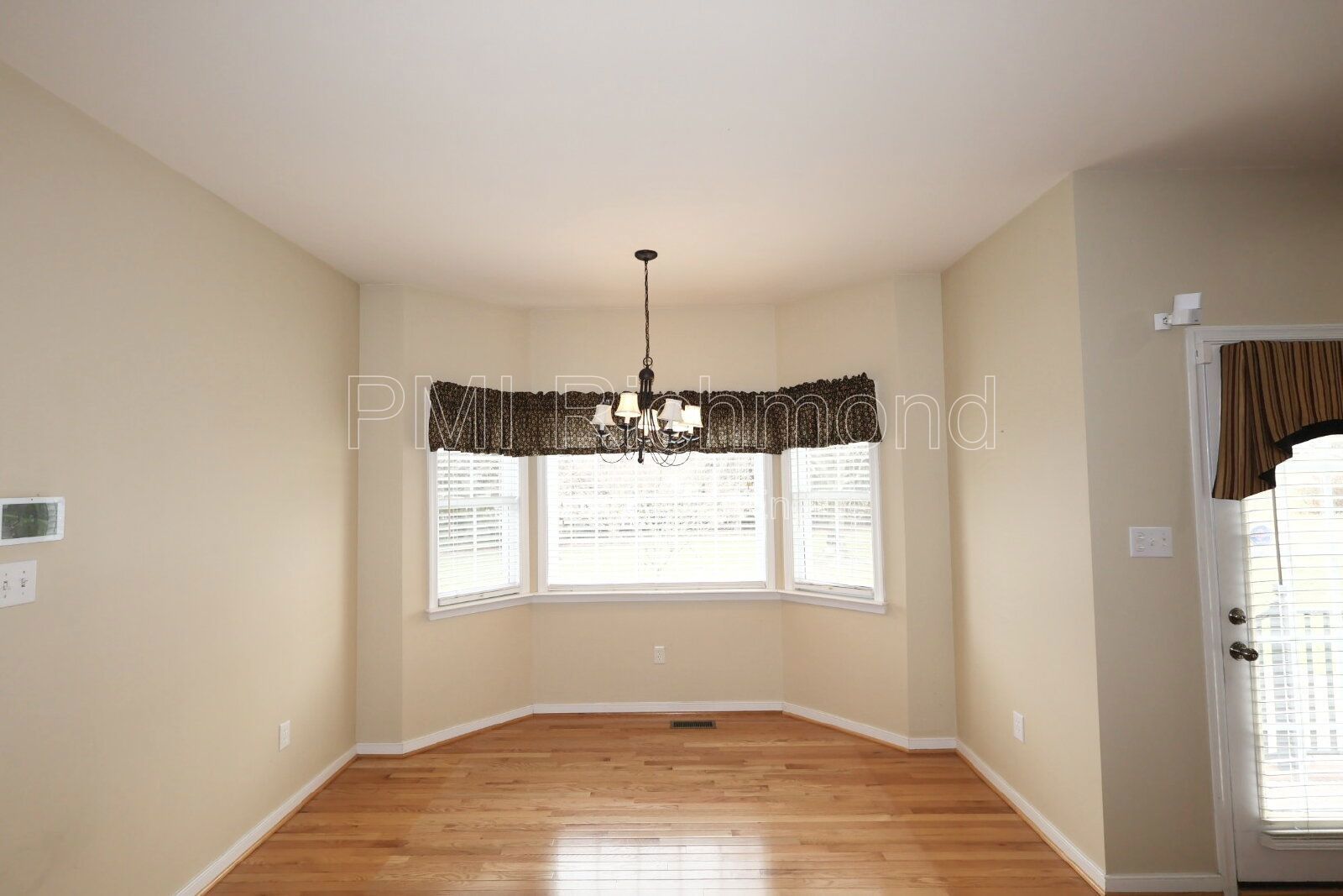 LIMITED TIME MARCH MOVE-IN SPECIAL! Spacious 4-Bed Retreat on Ancient Oak Dr. in Mechanicsville property image