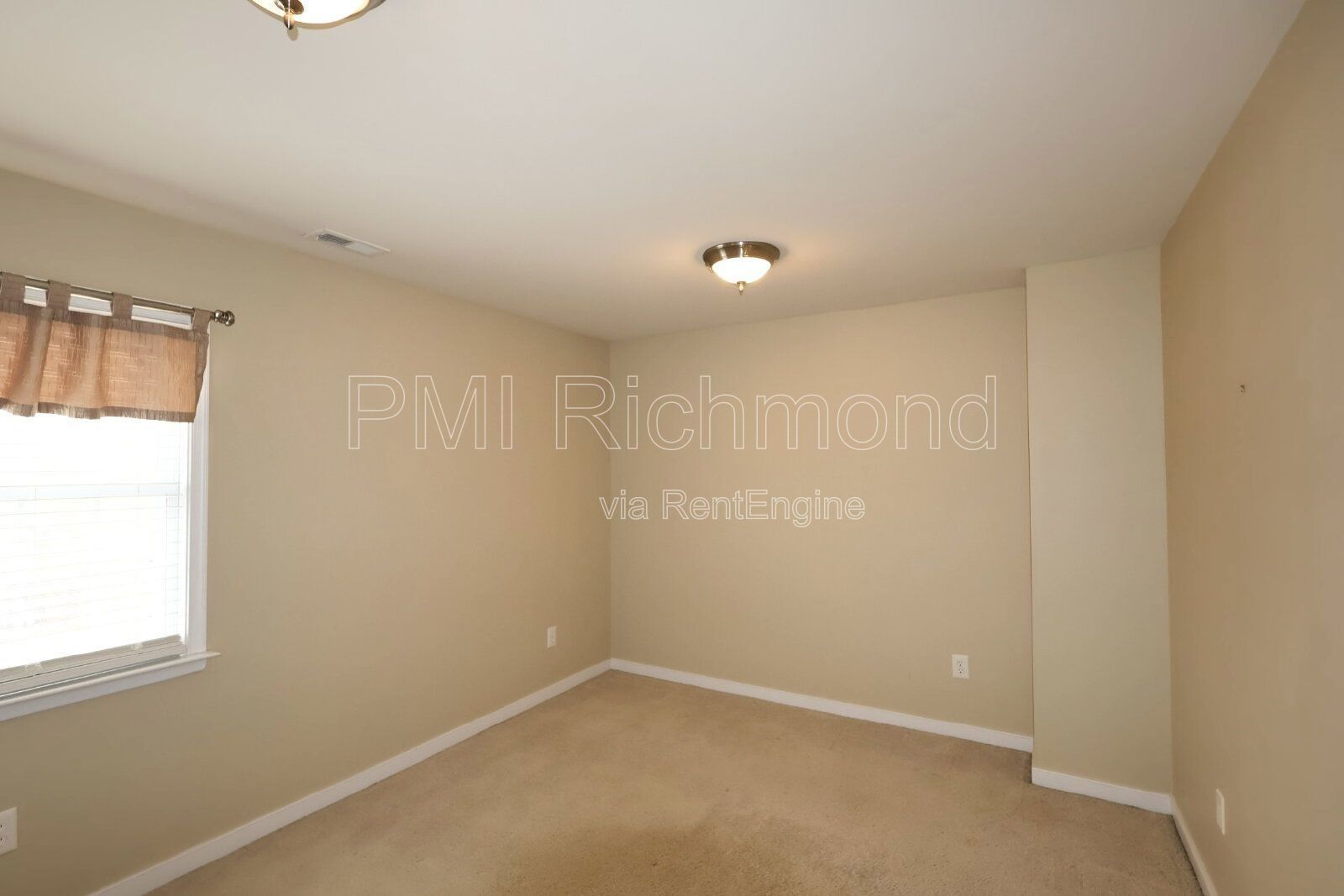 LIMITED TIME MARCH MOVE-IN SPECIAL! Spacious 4-Bed Retreat on Ancient Oak Dr. in Mechanicsville property image