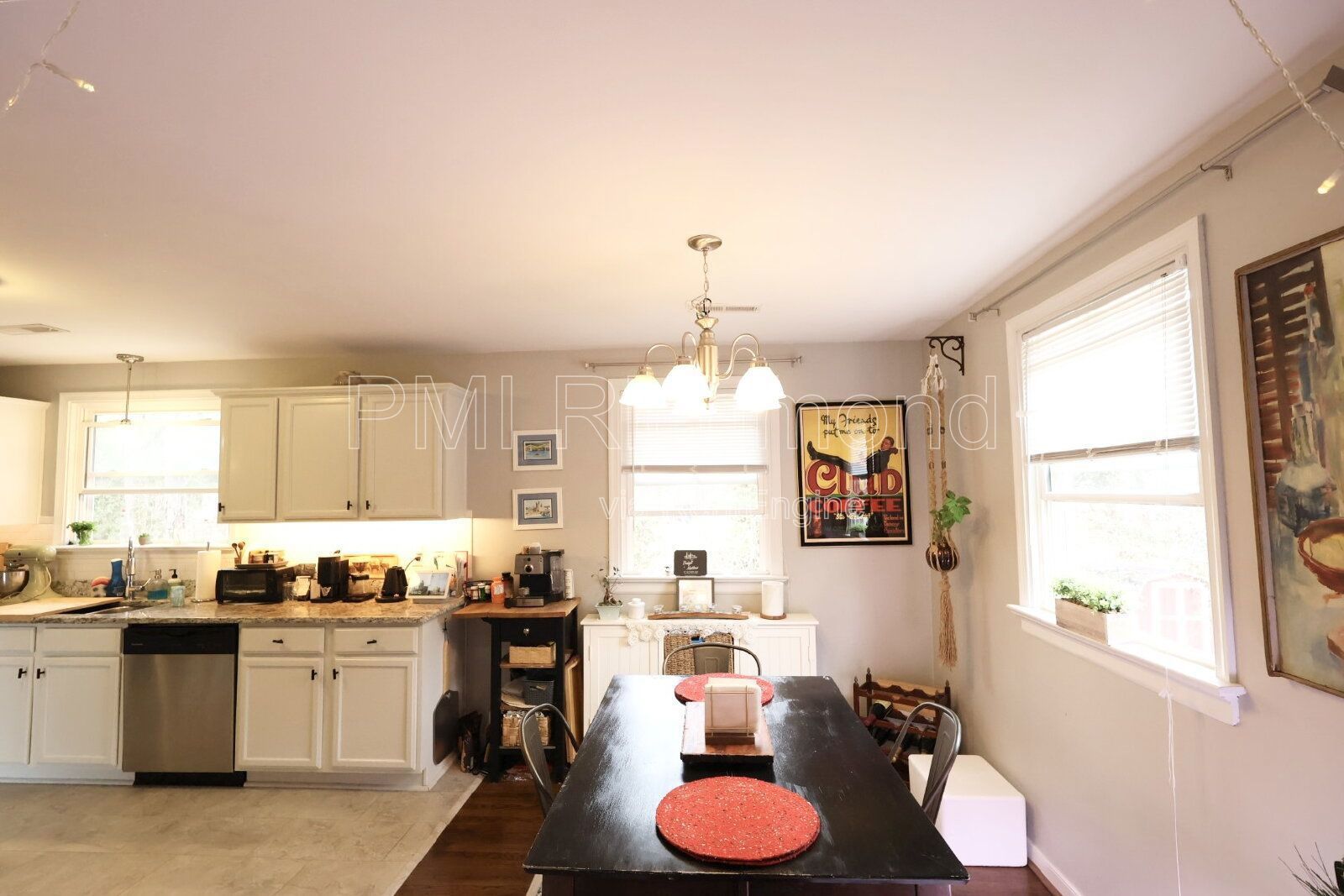 Welcoming 3-Bed Richmond Home with a Beautiful Granite Kitchen! property image