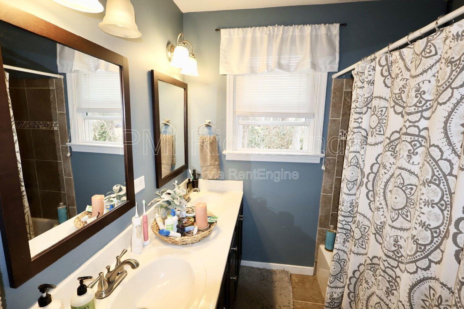 Welcoming 3-Bed Richmond Home with a Beautiful Granite Kitchen! property image