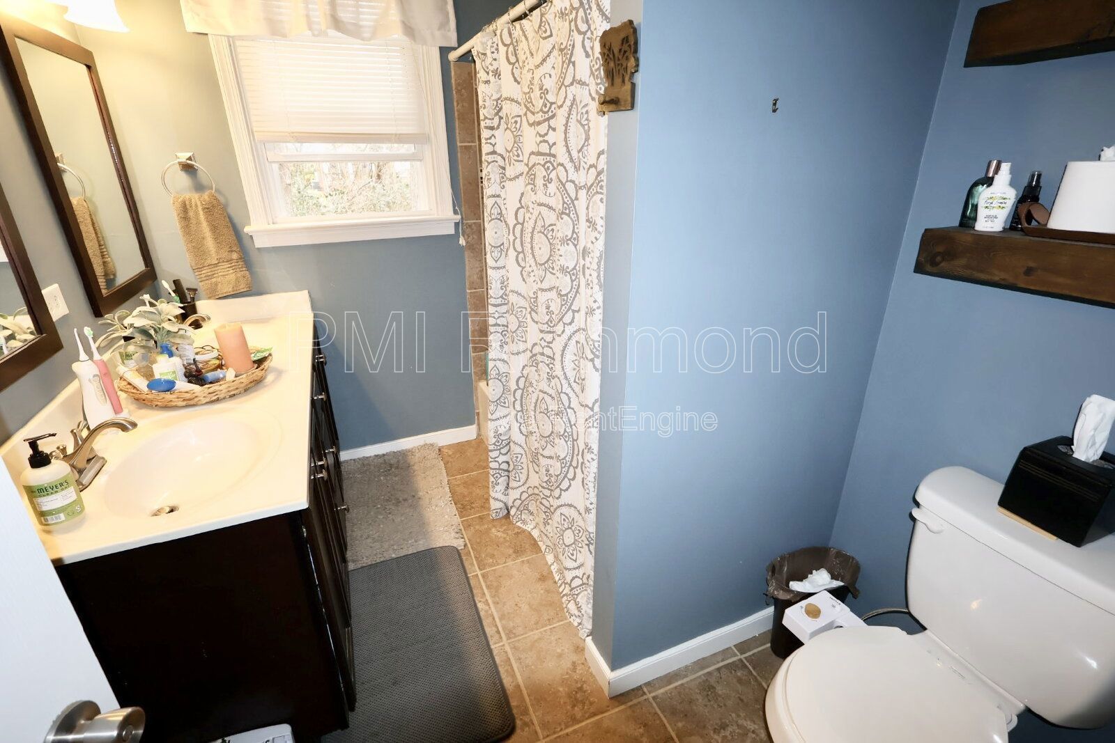 Welcoming 3-Bed Richmond Home with a Beautiful Granite Kitchen! property image