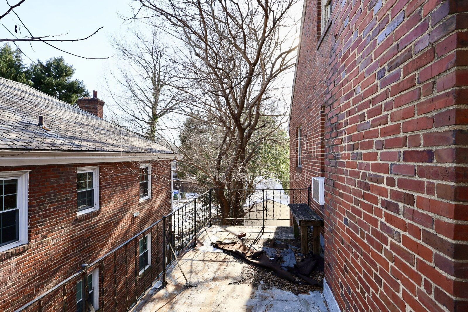 Cozy 2Bed, 1Bath Upstairs Apartment on Park Ave in Richmond! property image