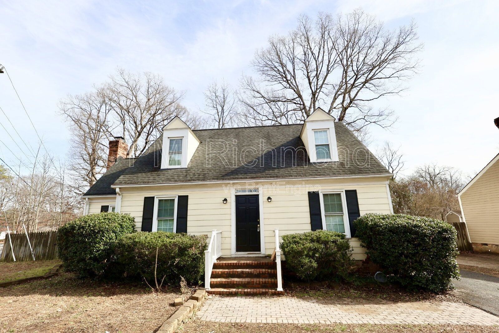 Lovely 3-Bed Retreat with Modern Comforts at 1929 Millsap Lane! property image