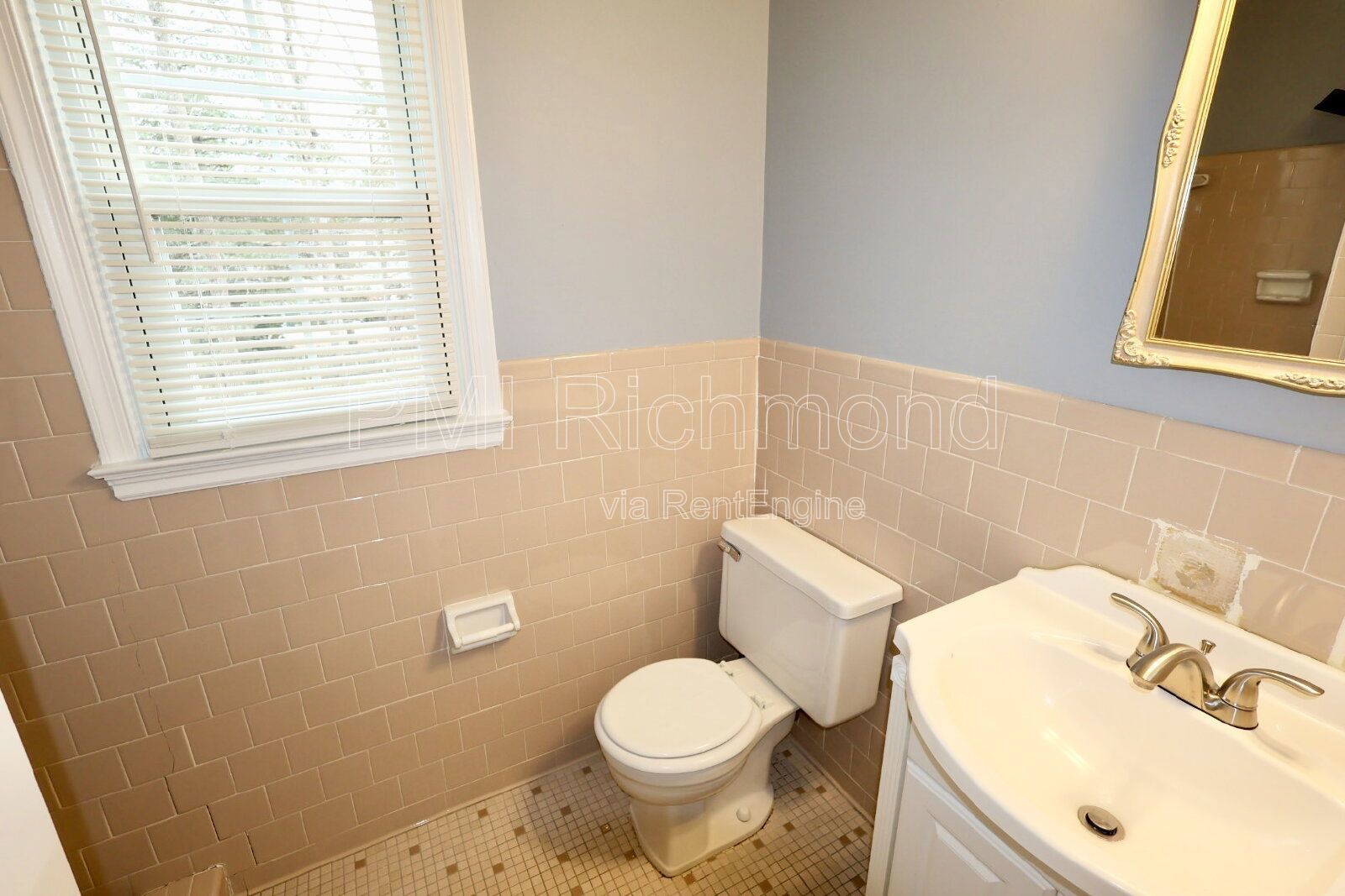 Lovely 3-Bed Retreat with Modern Comforts at 1929 Millsap Lane! property image