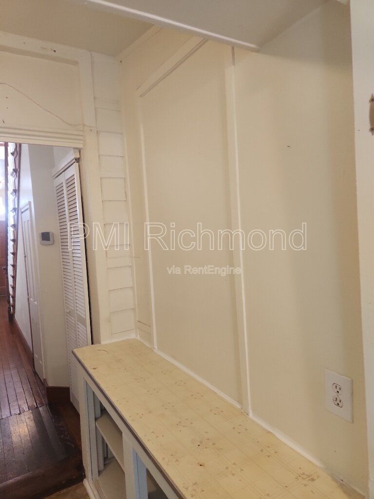 Beautiful 2-Story Home with Richmond Charm in Oregan Hill! property image