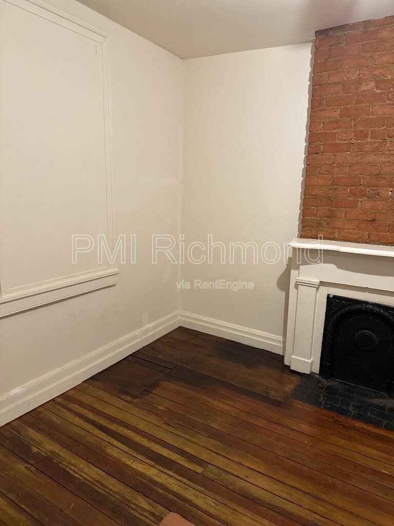 Beautiful 2-Story Home with Richmond Charm in Oregan Hill! property image