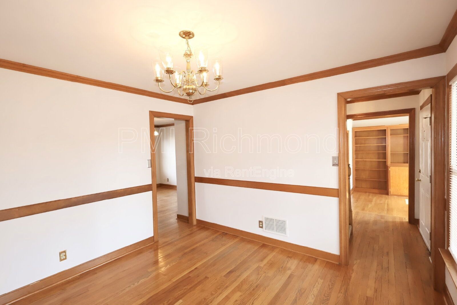 Beautiful Single Family Colonial Home in The Exbury Subdivision! property image