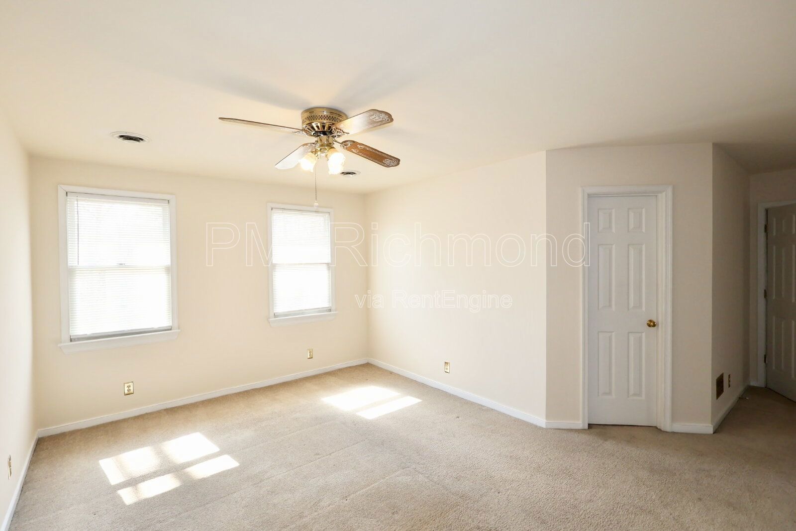 Beautiful Single Family Colonial Home in The Exbury Subdivision! property image