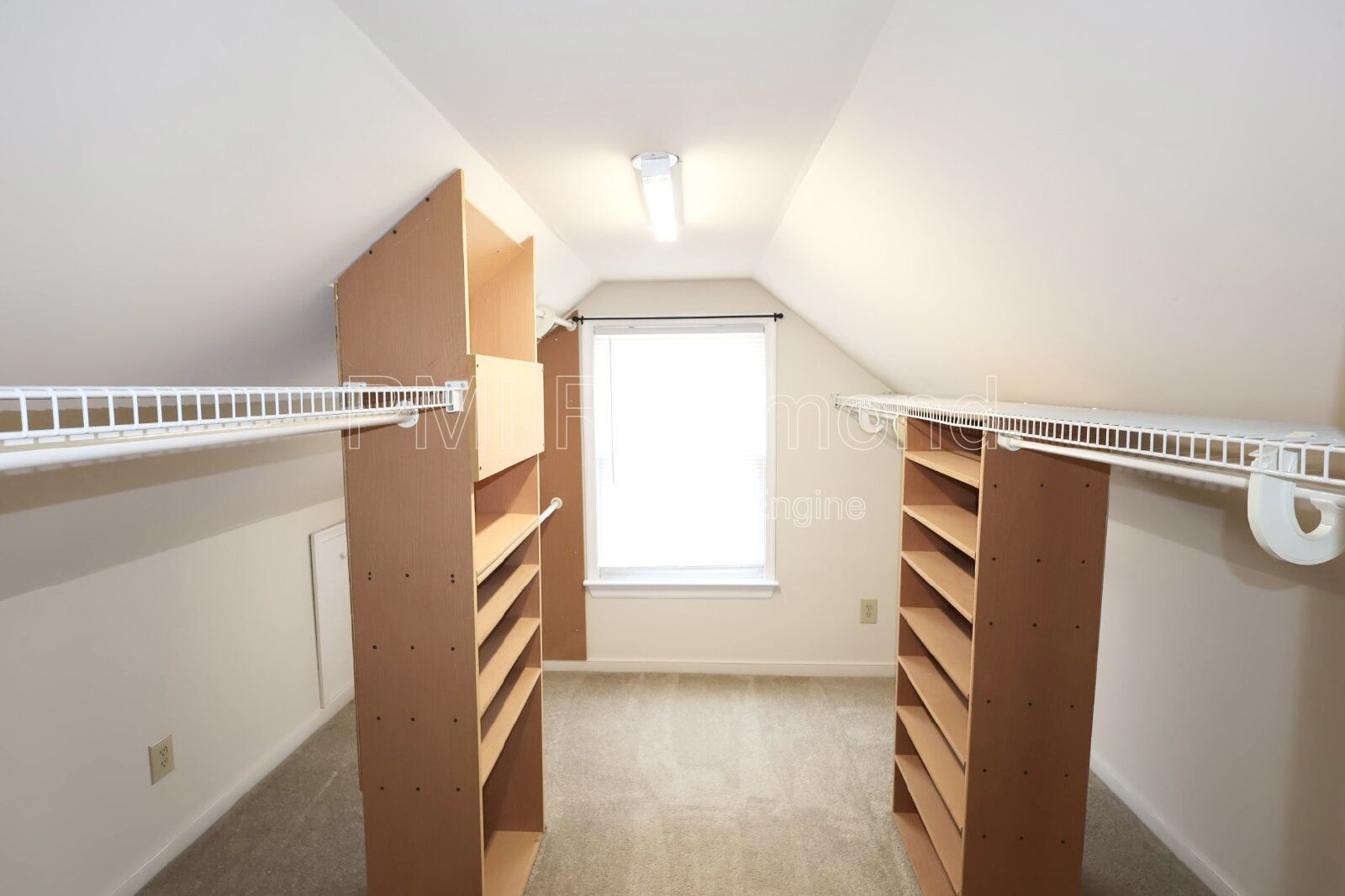 Beautiful Single Family Colonial Home in The Exbury Subdivision! property image