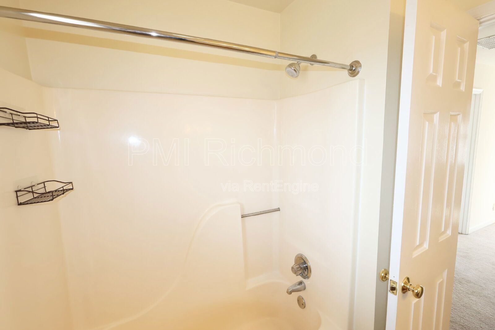 Beautiful Single Family Colonial Home in The Exbury Subdivision! property image