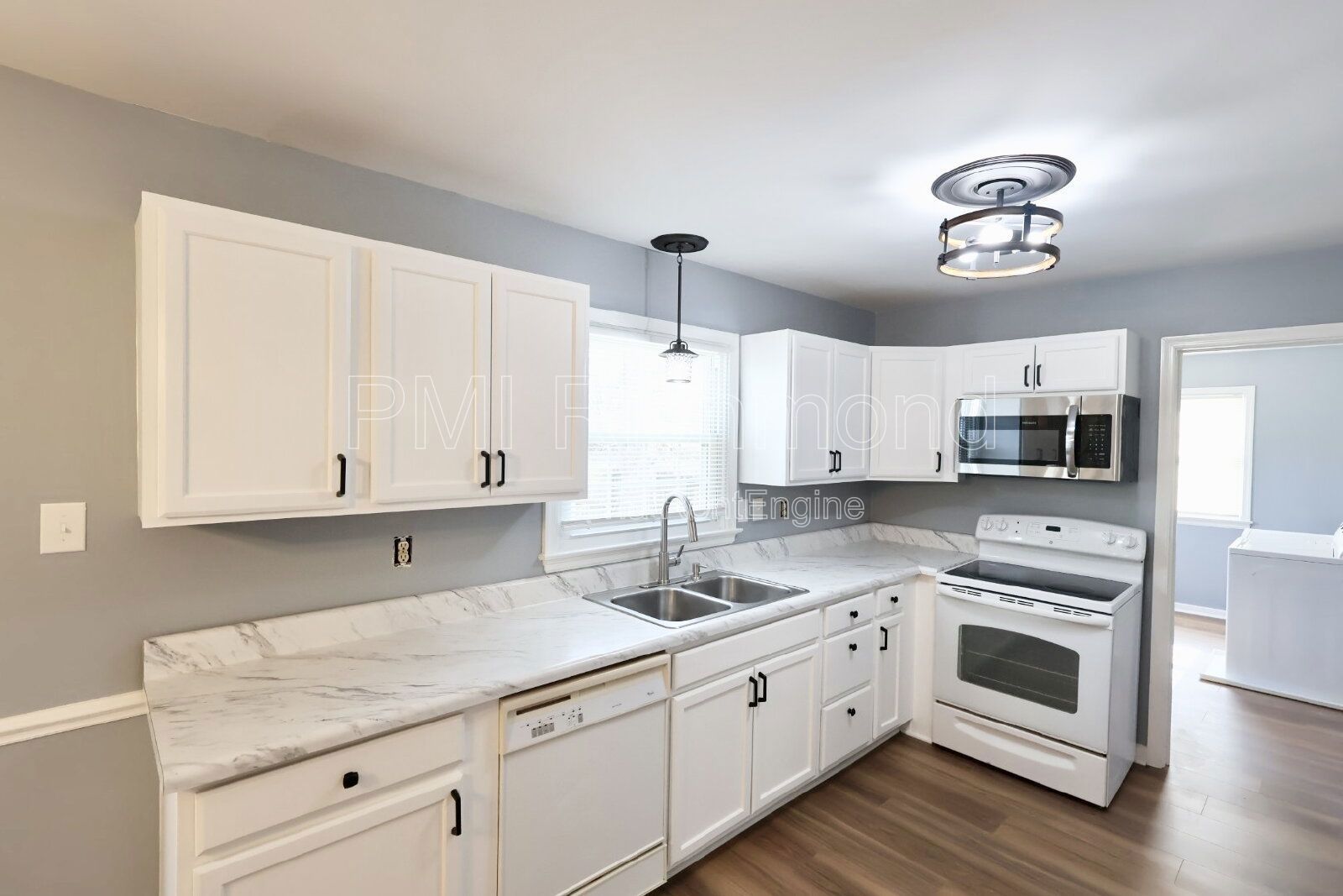 Lovely 3-Bed Retreat with Modern Comforts at 1929 Millsap Lane! property image