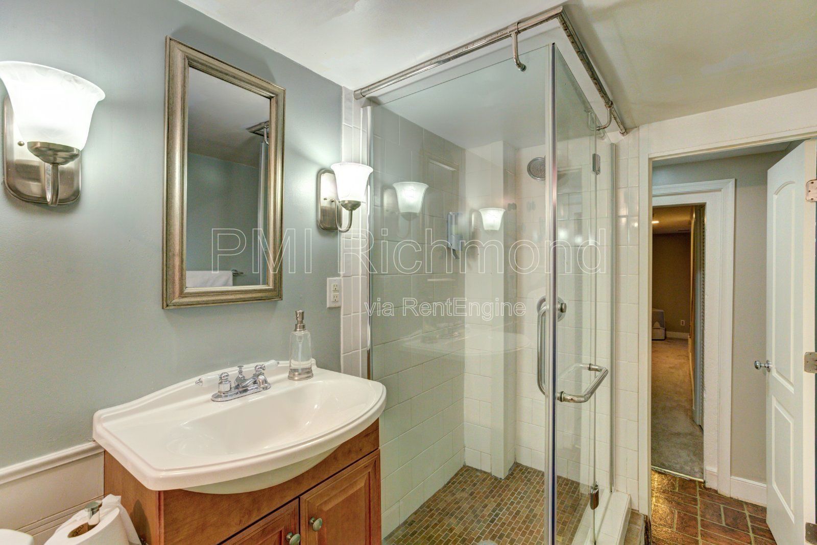 Elegant 4-Bedroom Townhouse in Richmond's Jackson Ward! property image