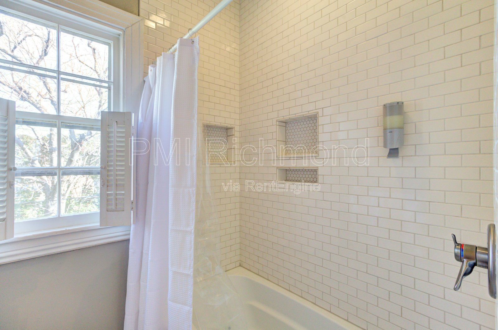 Elegant 4-Bedroom Townhouse in Richmond's Jackson Ward! property image