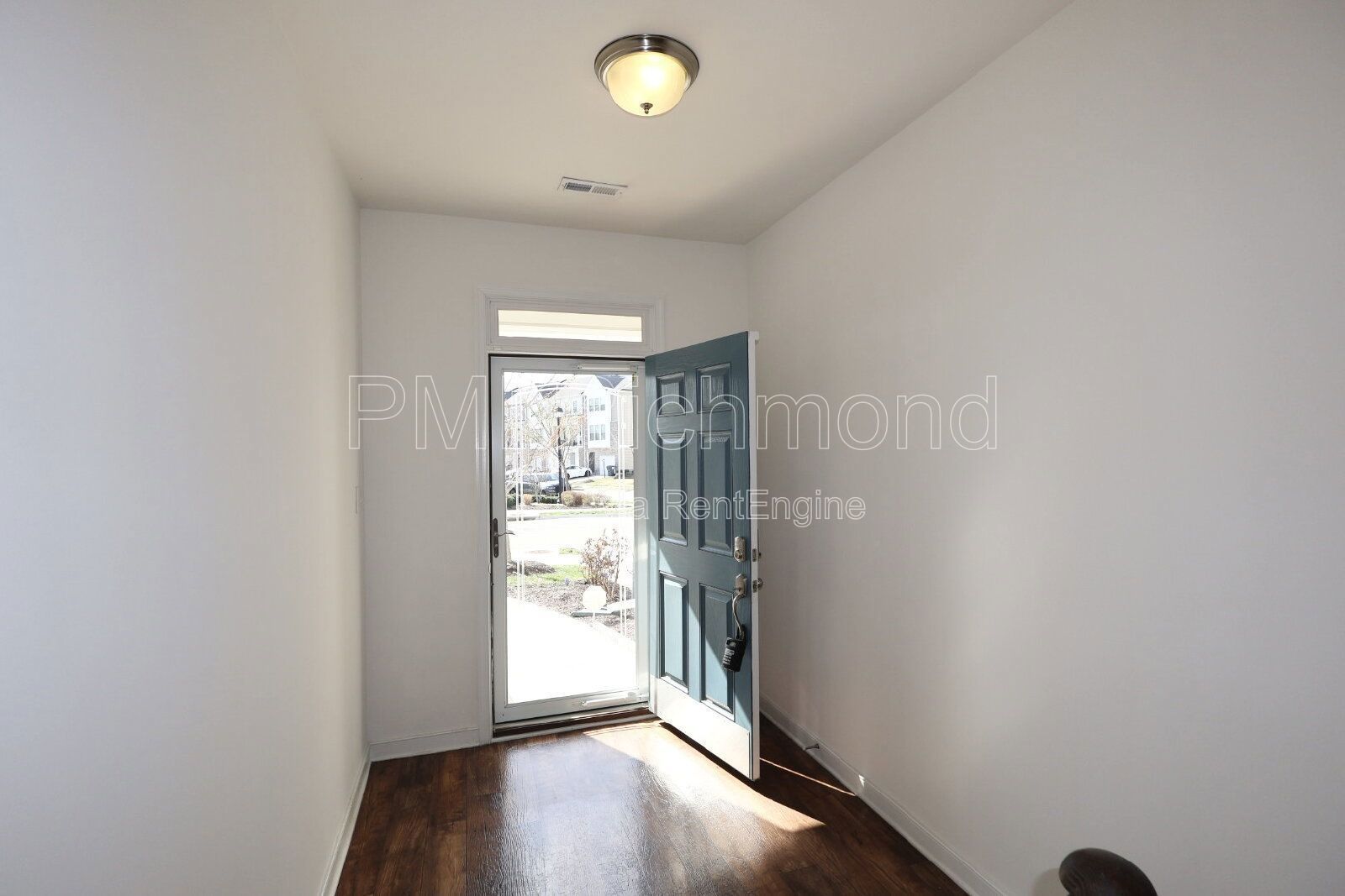 Stunning 3-Bed Townhouse with Modern Touches at 12005 Rubystone Dr! property image