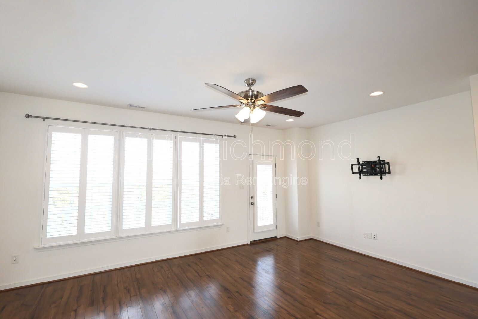 Stunning 3-Bed Townhouse with Modern Touches at 12005 Rubystone Dr! property image