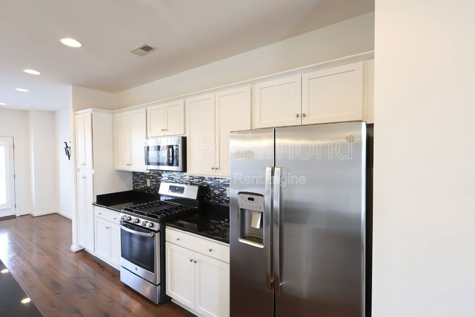 Stunning 3-Bed Townhouse with Modern Touches at 12005 Rubystone Dr! property image