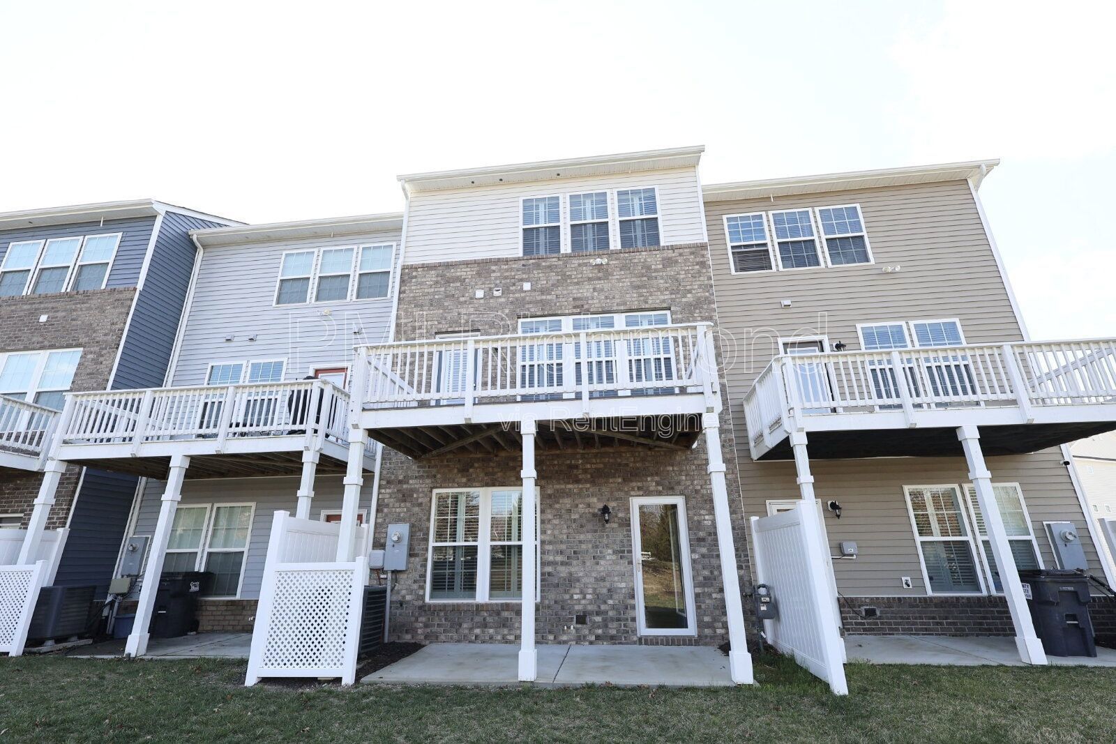 Stunning 3-Bed Townhouse with Modern Touches at 12005 Rubystone Dr! property image
