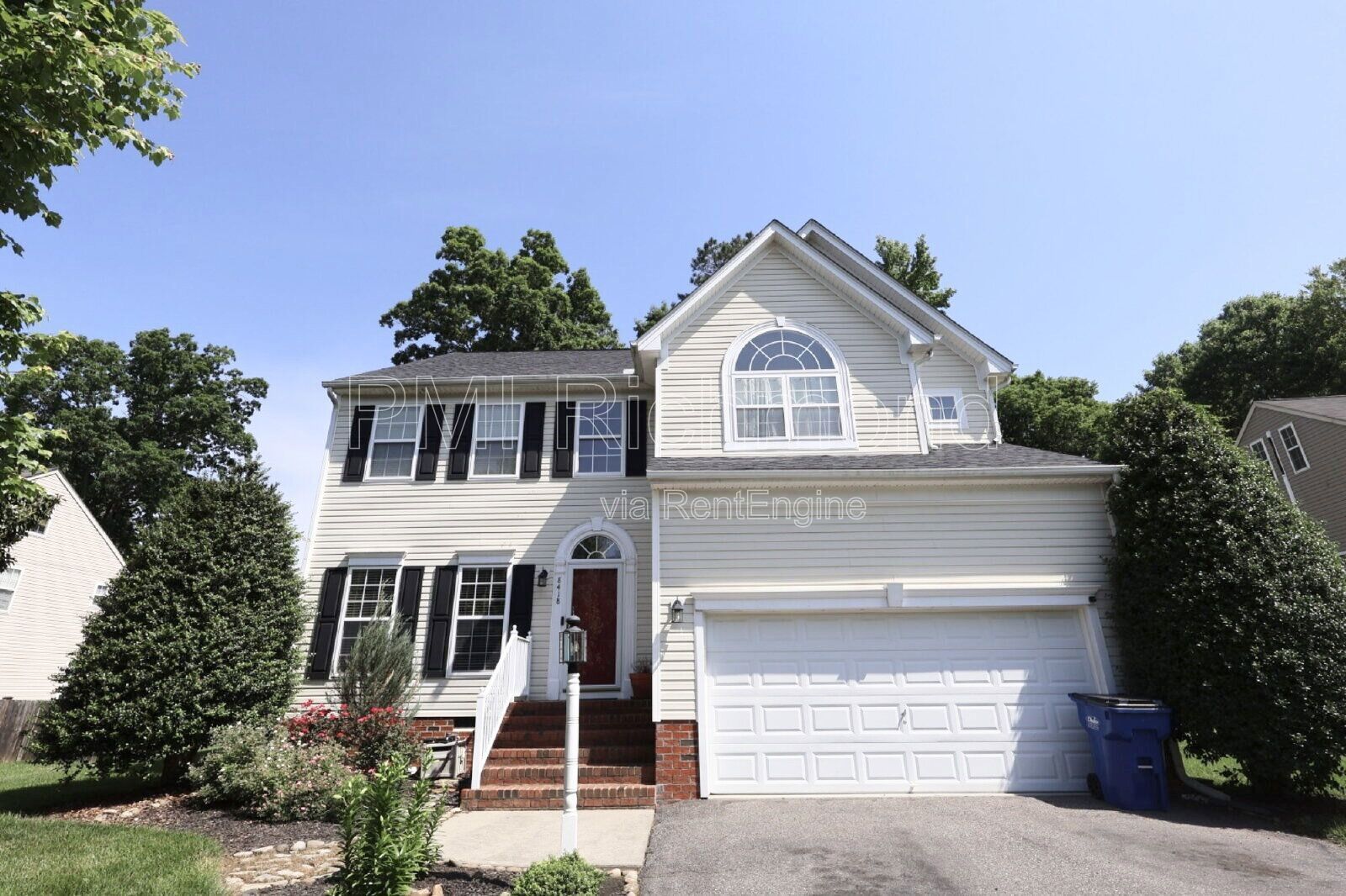 Charming 4-Bed Home with Hardwood Floors & Cozy Fireplace in Chesterfield! property image