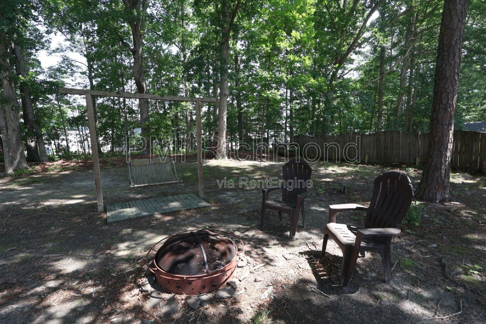 Charming 4-Bed Home with Hardwood Floors & Cozy Fireplace in Chesterfield! property image