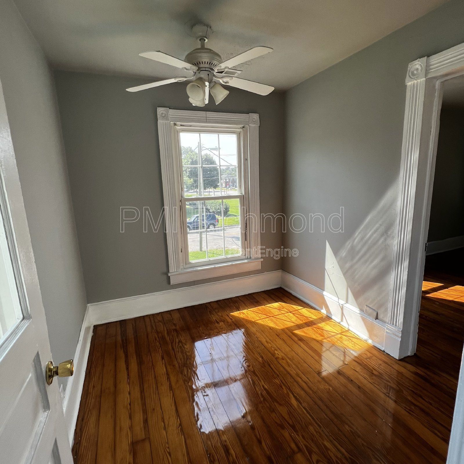 Quaint 1-Bed Duplex Unit Located in Colonial Heights! property image