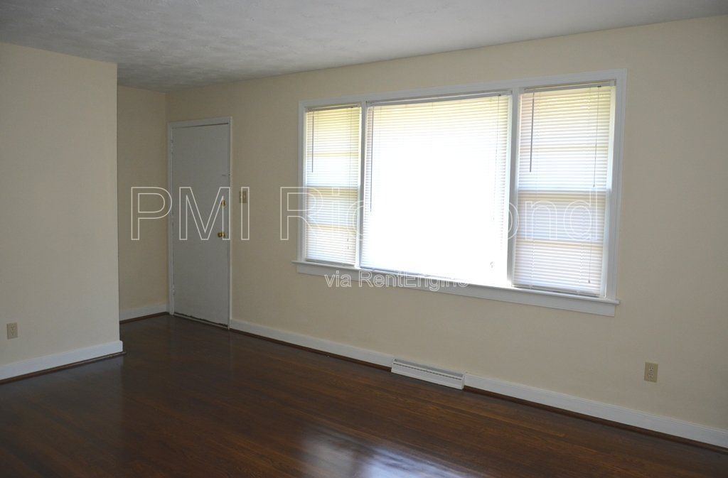 Single-Family Ranch-Style Home in Richmond's Hollandale Subdivision! property image