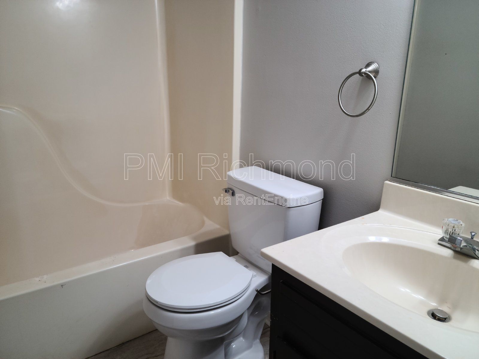 Gorgeous 4-Bedroom Home Located in Midlothian! property image