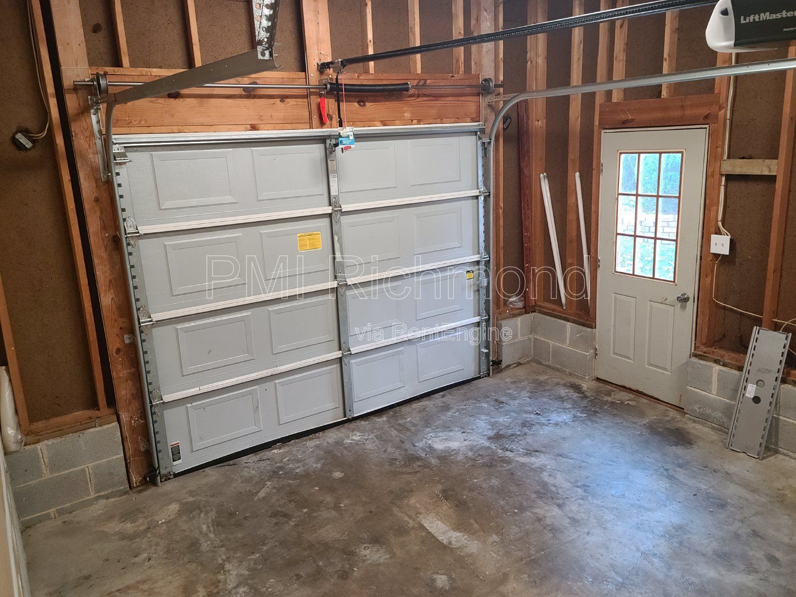 Gorgeous 4-Bedroom Home Located in Midlothian! property image