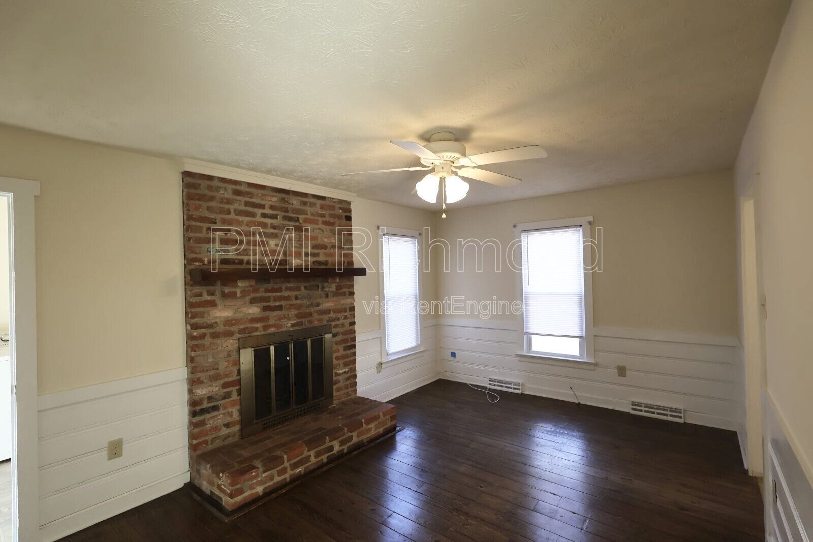 3 Bed, 2.5 Bath for Rent in the James River High School District! property image