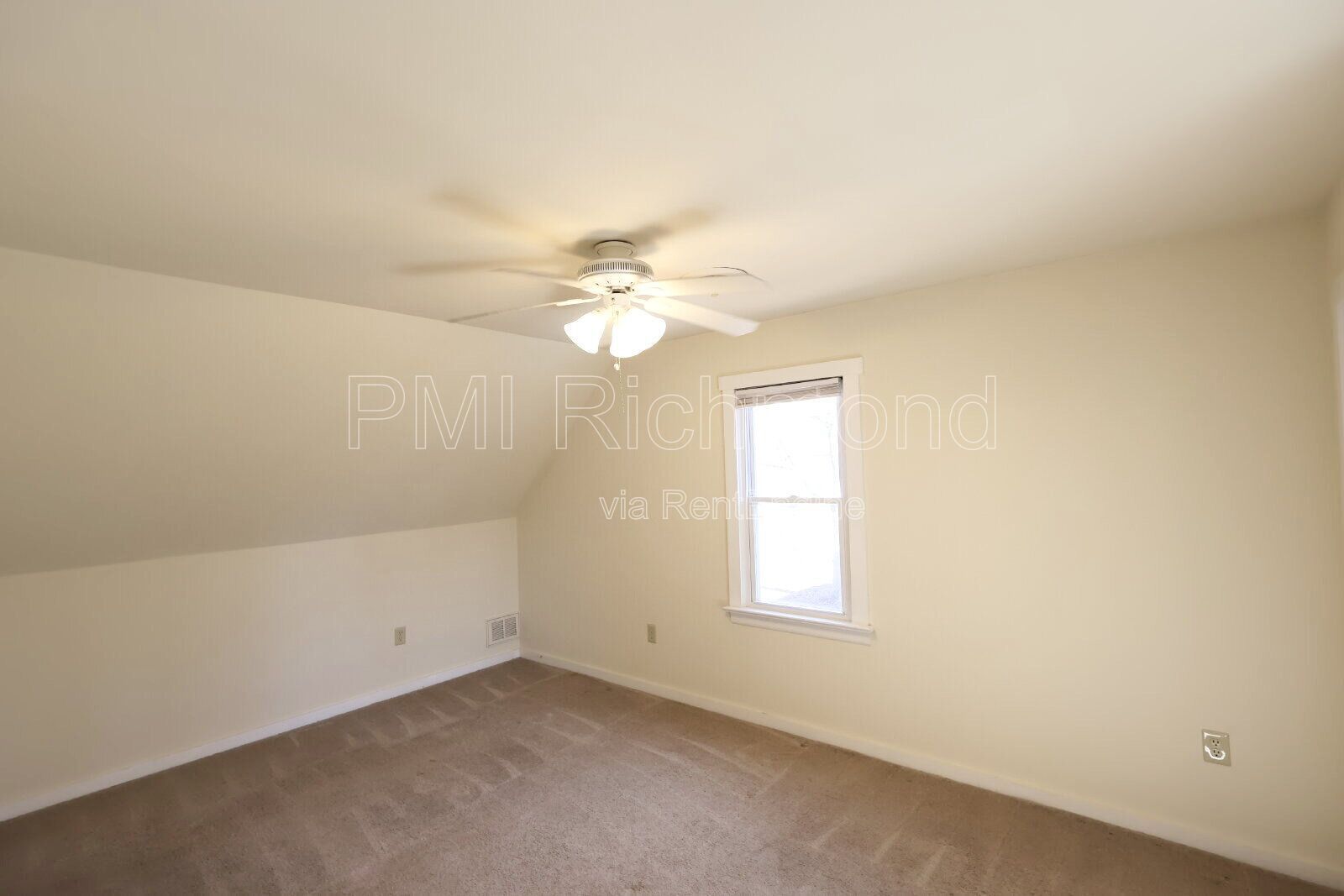3 Bed, 2.5 Bath for Rent in the James River High School District! property image