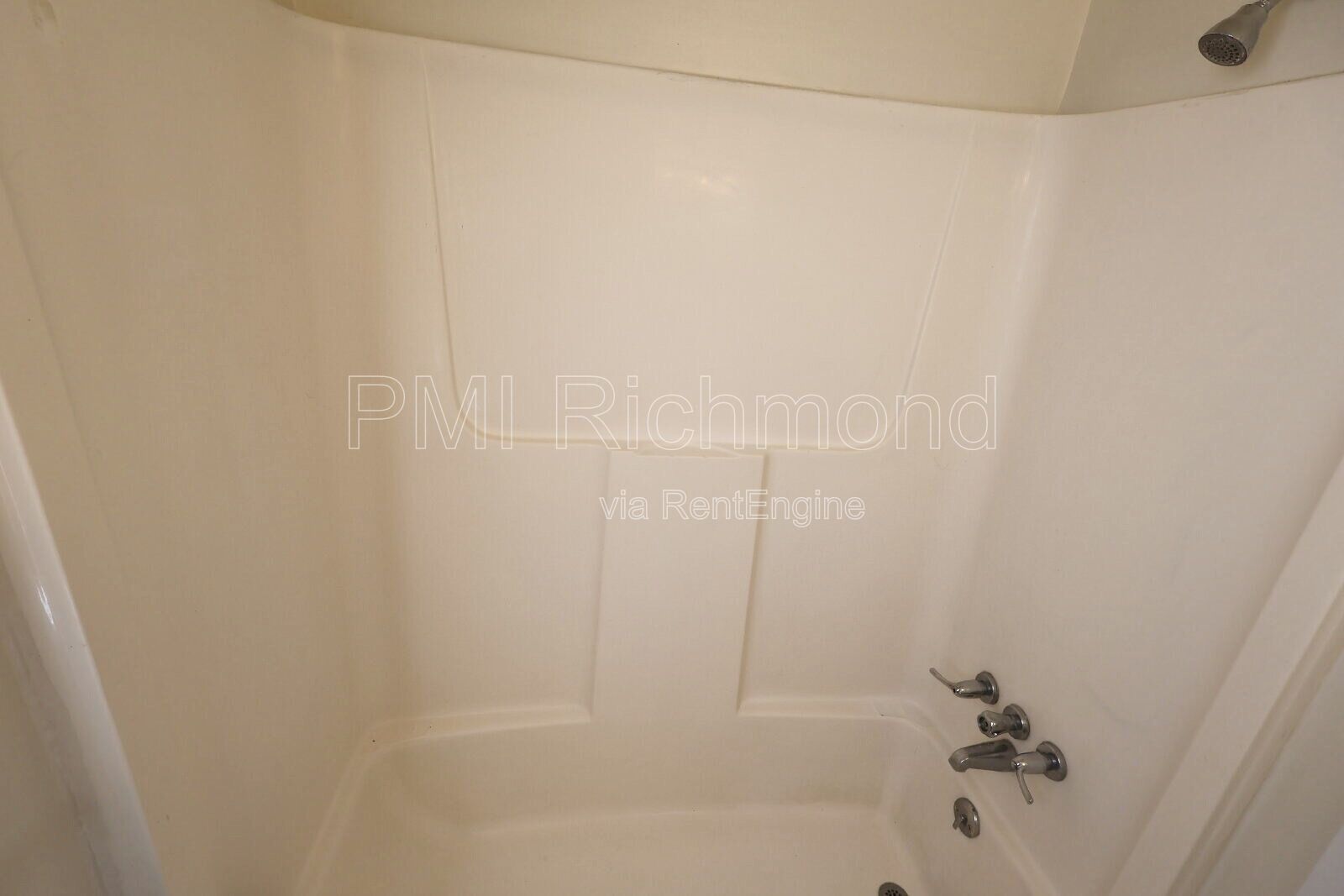 3 Bed, 2.5 Bath for Rent in the James River High School District! property image