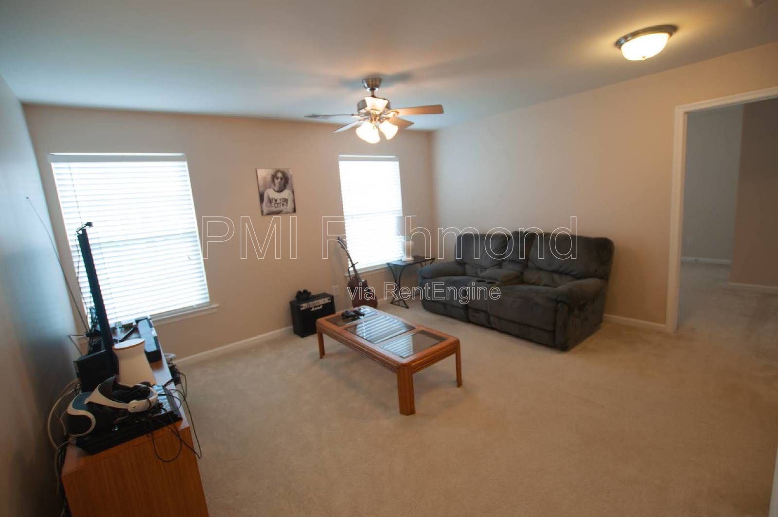 Stunning 4 Bedroom Colonial Home in Glen Allen! property image