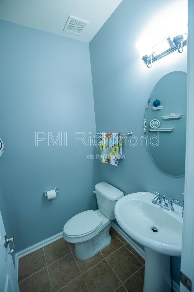 Stunning 4 Bedroom Colonial Home in Glen Allen! property image