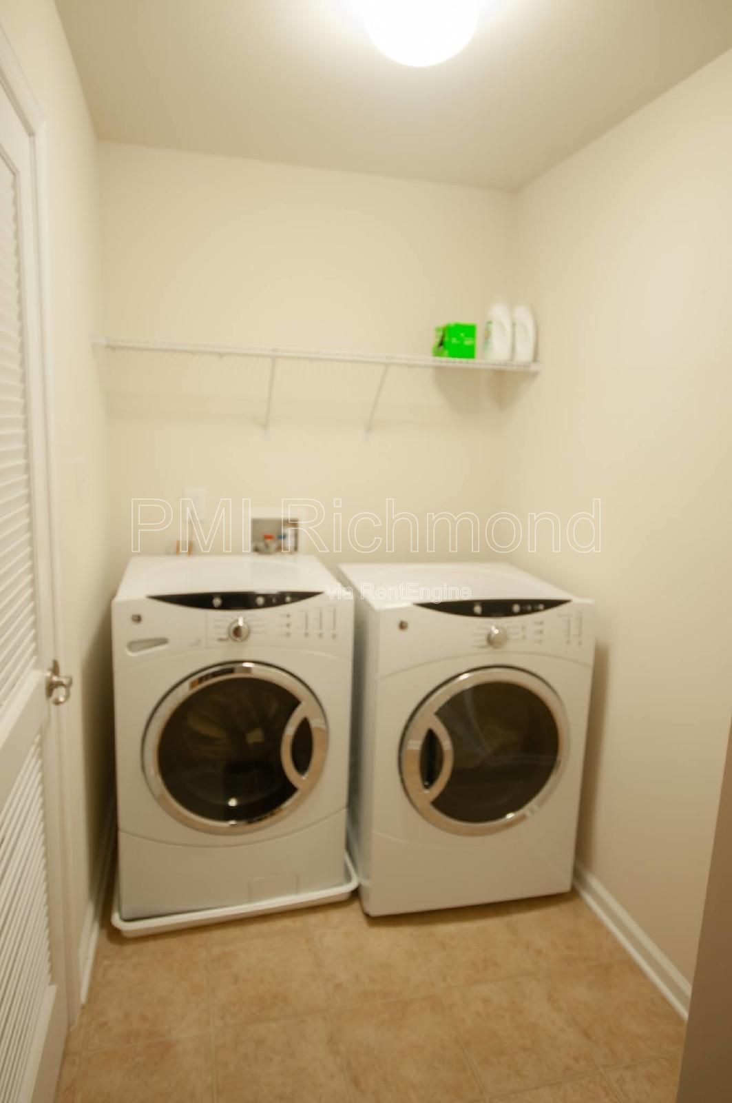 Stunning 4 Bedroom Colonial Home in Glen Allen! property image