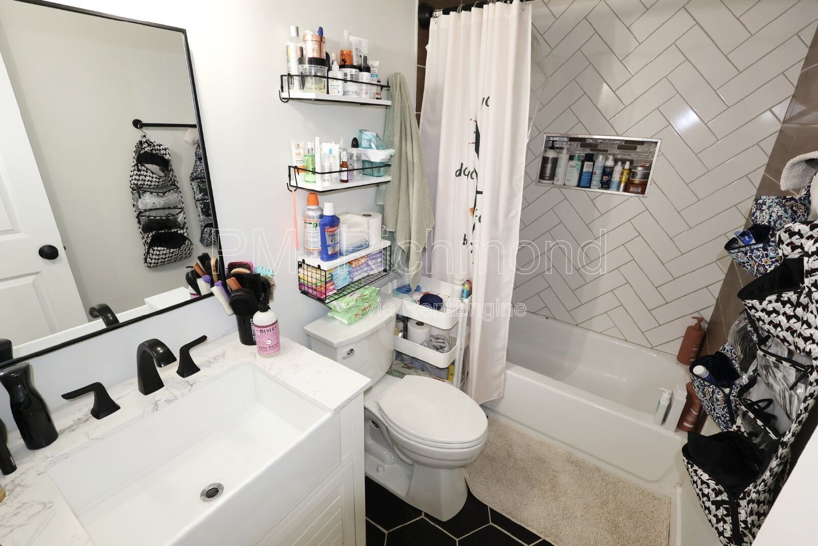 Charming 3-Bed Home with Modern Updates at 936 Halsey Ln! property image