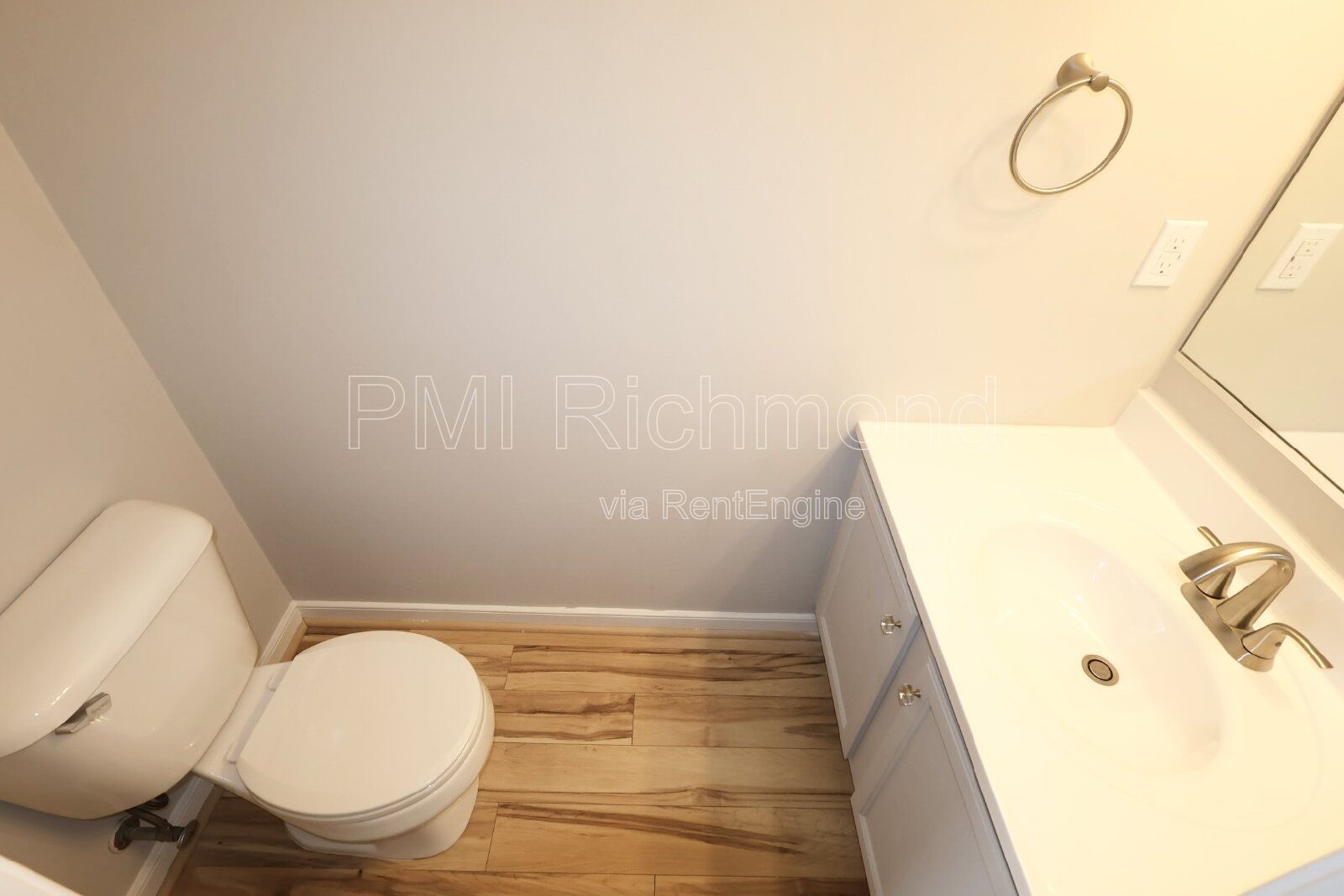 Newly Updated 4 Bed Home in the Desirable Ashbrook Subdivision! property image