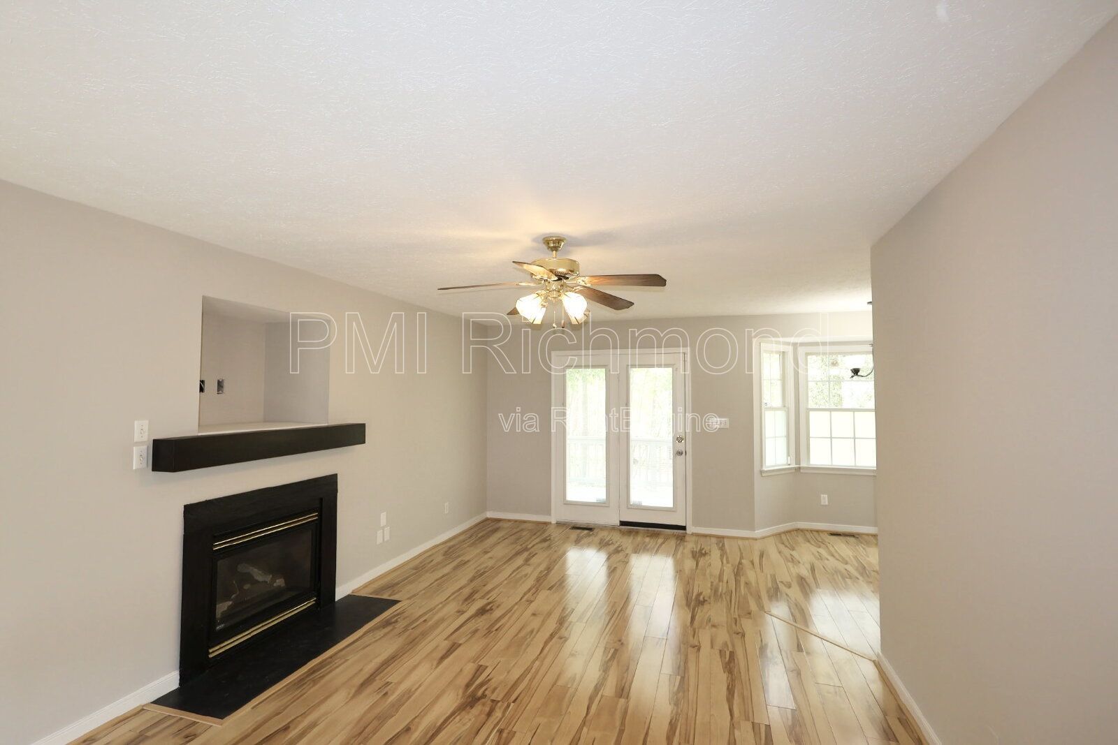 Newly Updated 4 Bed Home in the Desirable Ashbrook Subdivision! property image