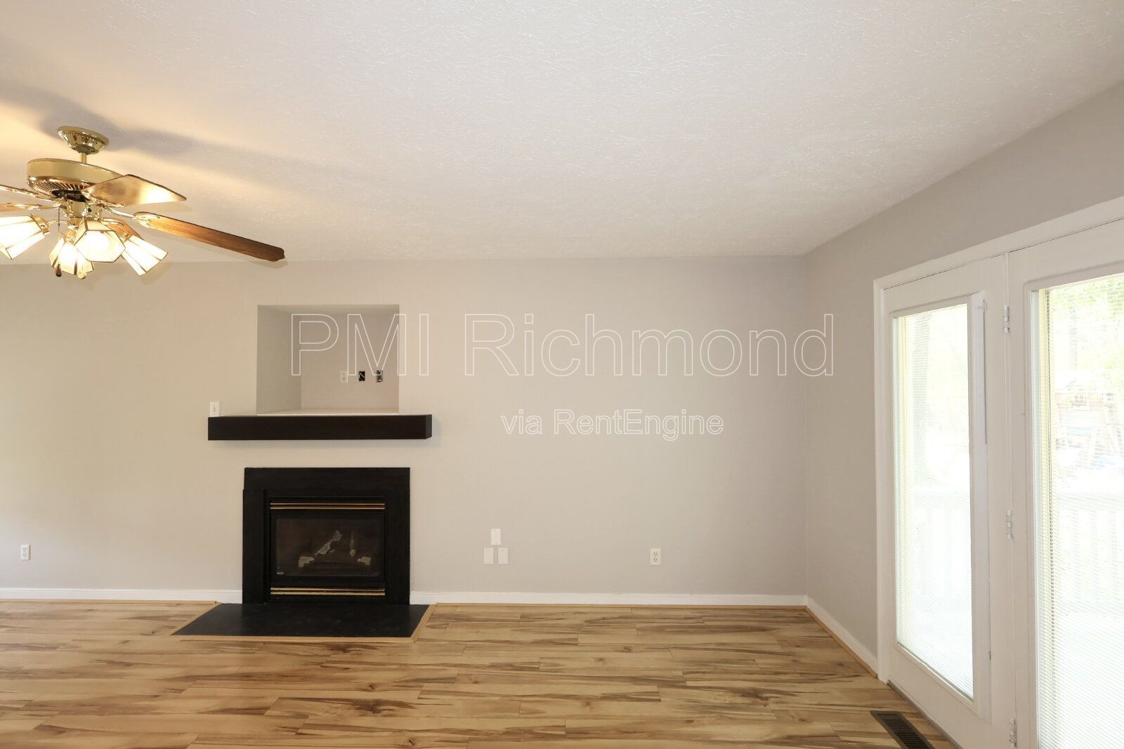 Newly Updated 4 Bed Home in the Desirable Ashbrook Subdivision! property image