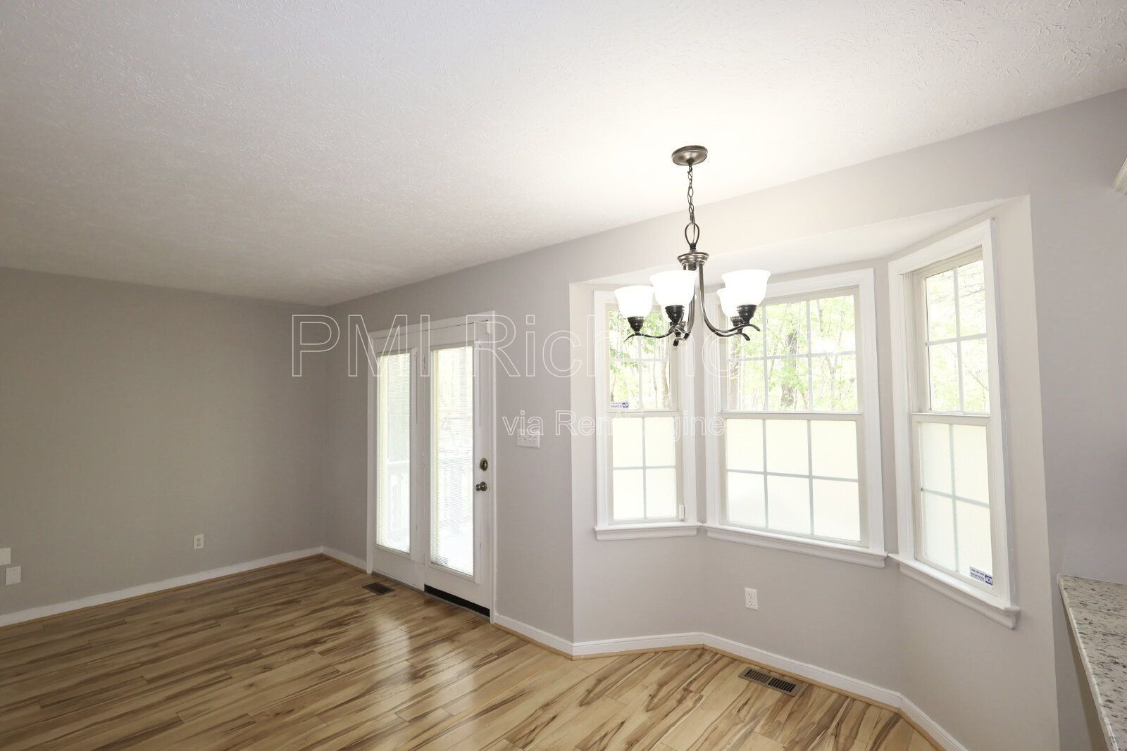 Newly Updated 4 Bed Home in the Desirable Ashbrook Subdivision! property image