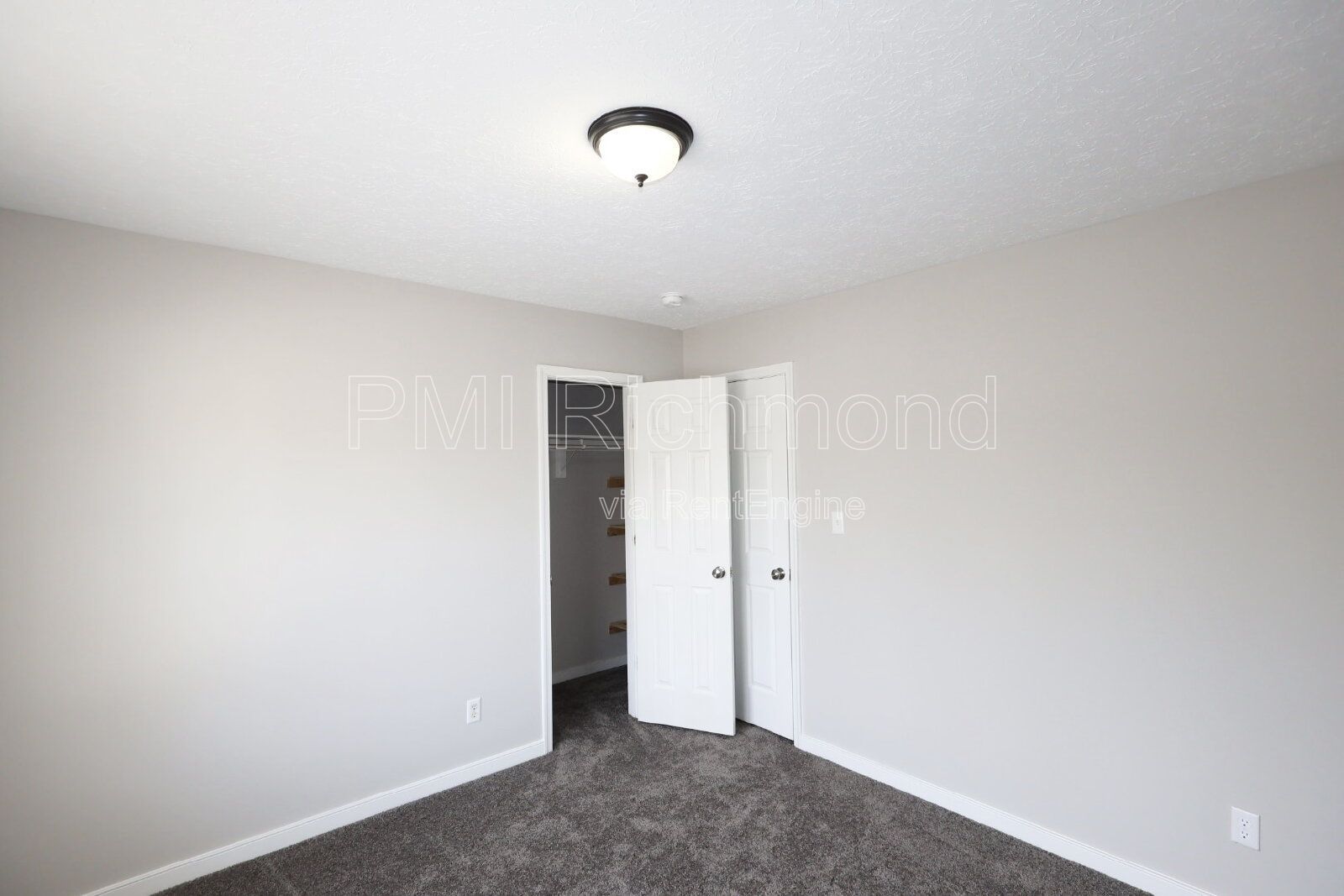 Newly Updated 4 Bed Home in the Desirable Ashbrook Subdivision! property image